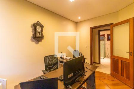 Casa à venda com 407m², 3 quartos e 4 vagas Casa à venda com 407m², 3 quartos e 4 vagas Suíte 2
