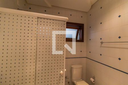 Casa à venda com 407m², 3 quartos e 4 vagas Casa à venda com 407m², 3 quartos e 4 vagasBanheiro