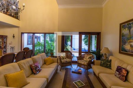 Casa à venda com 407m², 3 quartos e 4 vagas Casa à venda com 407m², 3 quartos e 4 vagasSala 2