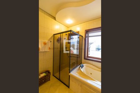 Casa à venda com 407m², 3 quartos e 4 vagas Casa à venda com 407m², 3 quartos e 4 vagasBanheiro da Suíte