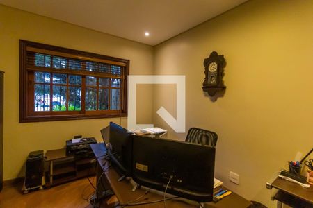 Casa à venda com 407m², 3 quartos e 4 vagas Casa à venda com 407m², 3 quartos e 4 vagas Suíte 2