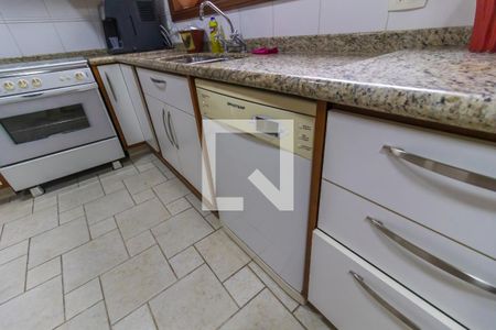 Casa à venda com 407m², 3 quartos e 4 vagas Casa à venda com 407m², 3 quartos e 4 vagasCozinha