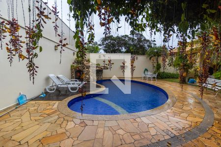 Casa à venda com 407m², 3 quartos e 4 vagas Casa à venda com 407m², 3 quartos e 4 vagasArea da Piscina