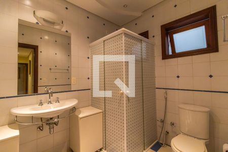Casa à venda com 407m², 3 quartos e 4 vagas Casa à venda com 407m², 3 quartos e 4 vagasBanheiro