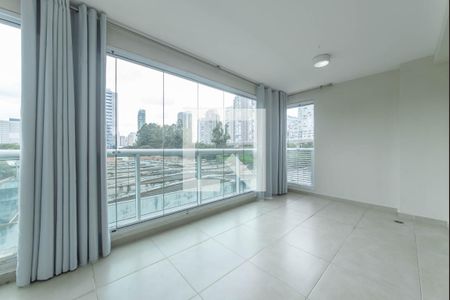 Apartamento à venda com 58m², 1 quarto e 1 vaga Apartamento à venda com 58m², 1 quarto e 1 vagaVaranda