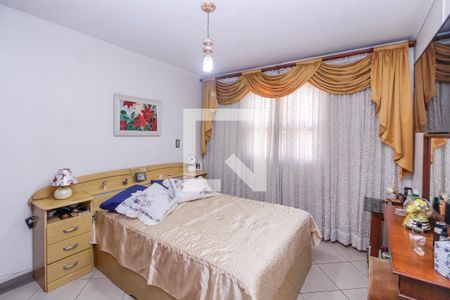 Casa à venda com 170m², 3 quartos e 2 vagas Casa à venda com 170m², 3 quartos e 2 vagasSuíte