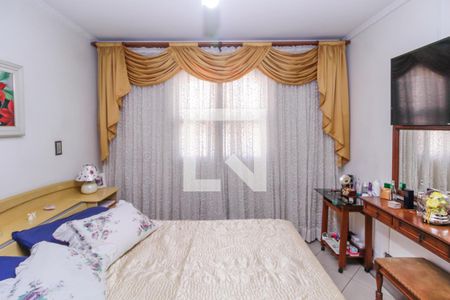 Casa à venda com 170m², 3 quartos e 2 vagas Casa à venda com 170m², 3 quartos e 2 vagasSuíte