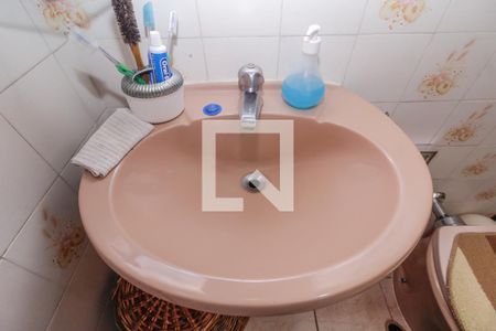 Casa à venda com 170m², 3 quartos e 2 vagas Casa à venda com 170m², 3 quartos e 2 vagasBanheiro 4