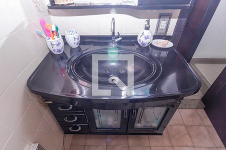 Casa à venda com 170m², 3 quartos e 2 vagas Casa à venda com 170m², 3 quartos e 2 vagasBanheiro da Suíte