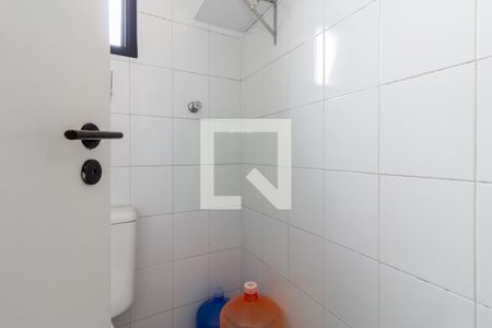 Apartamento para alugar com 72m², 2 quartos e 2 vagasBanheiro de Serviço