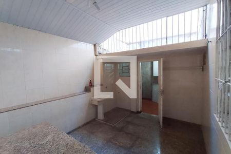 Apartamento para alugar com 160m², 3 quartos e 1 vagaÁrea de Serviço
