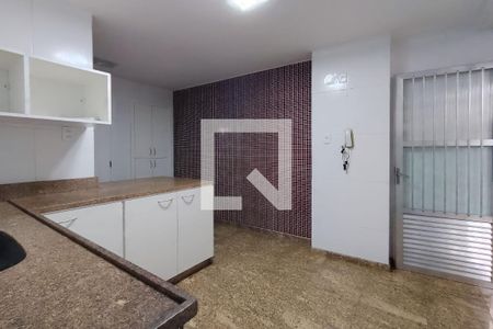 Apartamento para alugar com 160m², 3 quartos e 1 vagaCozinha