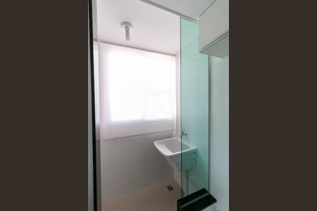 Apartamento para alugar com 80m², 2 quartos e 1 vaga Apartamento para alugar com 80m², 2 quartos e 1 vagaCozinha e Área de Serviço
