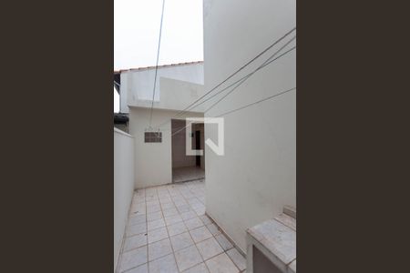 Casa à venda com 130m², 3 quartos e 2 vagas Casa à venda com 130m², 3 quartos e 2 vagasQuintal