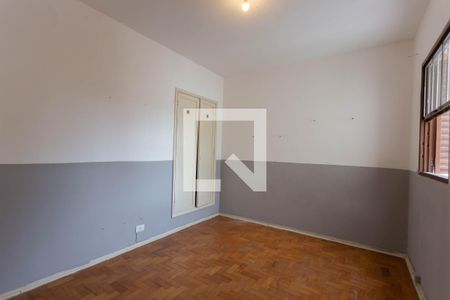 Casa à venda com 130m², 3 quartos e 2 vagas Casa à venda com 130m², 3 quartos e 2 vagasQuarto 2