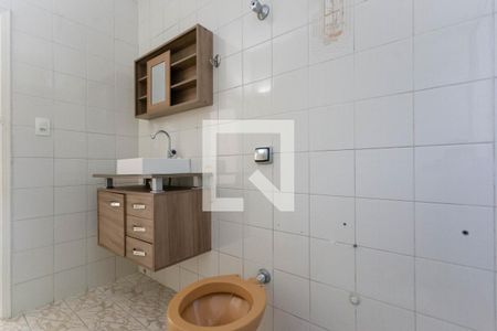 Casa à venda com 130m², 3 quartos e 2 vagas Casa à venda com 130m², 3 quartos e 2 vagasBanheiro