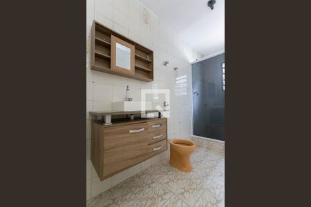 Casa à venda com 130m², 3 quartos e 2 vagas Casa à venda com 130m², 3 quartos e 2 vagasBanheiro