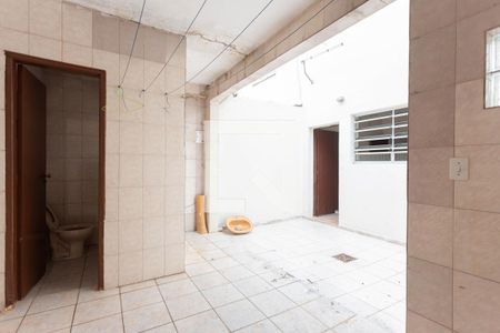 Casa à venda com 130m², 3 quartos e 2 vagas Casa à venda com 130m², 3 quartos e 2 vagasArea de Serviços