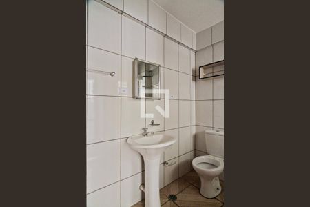 Banheiro de apartamento para alugar com 1 quarto, 50m² em Vila Penteado, São Paulo