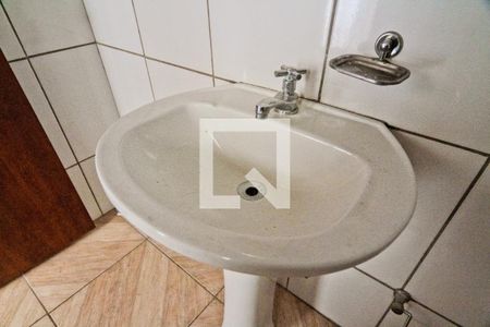Banheiro de apartamento para alugar com 1 quarto, 50m² em Vila Penteado, São Paulo