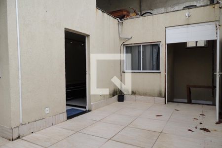 Casa de condomínio à venda com 90m², 3 quartos e sem vagaTerraço