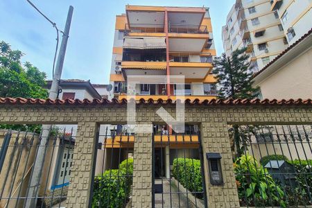 Apartamento à venda com 96m², 2 quartos e 1 vagaFachada