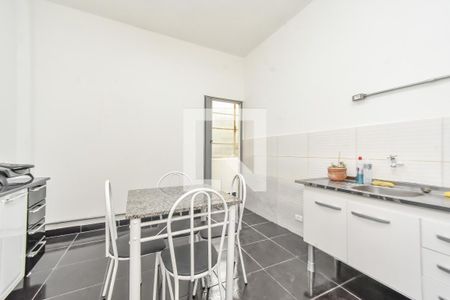 Apartamento à venda com 70m², 2 quartos e sem vagaCozinha