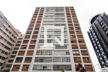 Apartamento para alugar com 135m², 3 quartos e 1 vaga Apartamento para alugar com 135m², 3 quartos e 1 vagaFachada