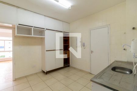 Apartamento para alugar com 135m², 3 quartos e 1 vaga Apartamento para alugar com 135m², 3 quartos e 1 vagaCozinha