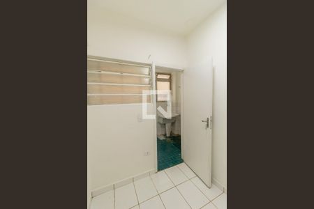 Apartamento para alugar com 135m², 3 quartos e 1 vaga Apartamento para alugar com 135m², 3 quartos e 1 vagaQuarto de Serviço