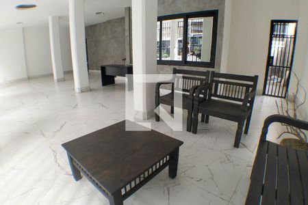 Apartamento à venda com 53m², 1 quarto e sem vagaFachada e portaria