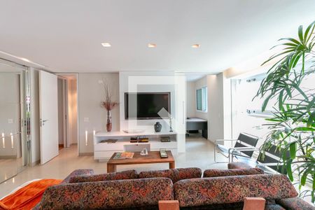 Sala de apartamento para alugar com 3 quartos, 150m² em Santo Agostinho, Belo Horizonte