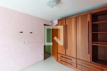 Quarto Suíte 1 de casa para alugar com 2 quartos, 120m² em Vila Ré, São Paulo