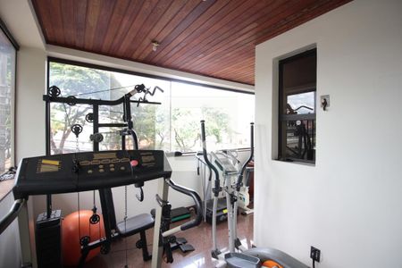 Casa à venda com 285m², 4 quartos e 4 vagasVaranda 