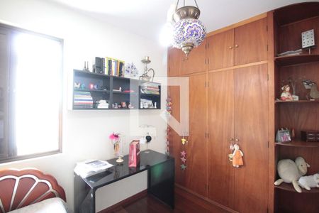 Casa à venda com 285m², 4 quartos e 4 vagasQuarto 3