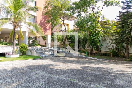 Apartamento à venda com 73m², 3 quartos e 1 vagaÁrea comum