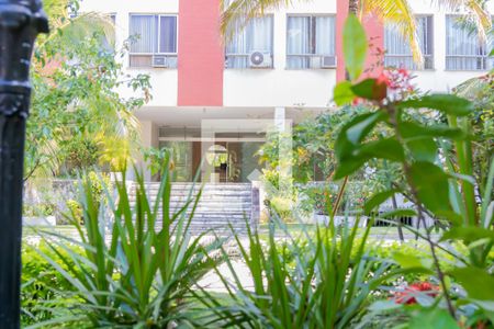 Apartamento à venda com 73m², 3 quartos e 1 vagaÁrea comum