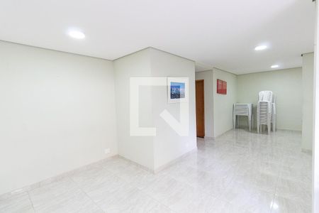 Apartamento para alugar com 43m², 2 quartos e 1 vagaÁrea comum - Salão de festas