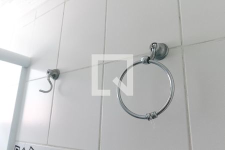 Apartamento para alugar com 43m², 2 quartos e 1 vagaDetalhe do banheiro
