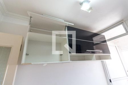 Apartamento para alugar com 43m², 2 quartos e 1 vagaCozinha - Armários