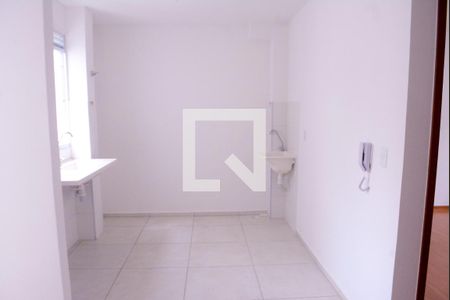 Apartamento para alugar com 45m², 2 quartos e 2 vagasCozinha com área de serviço