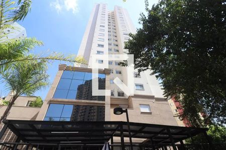 Apartamento para alugar com 59m², 2 quartos e 1 vaga Apartamento para alugar com 59m², 2 quartos e 1 vagaFachada