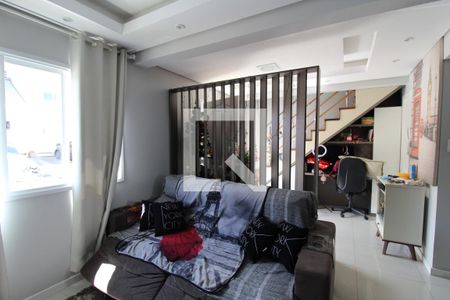 Sala de TV de casa de condomínio para alugar com 3 quartos, 135m² em Olaria, Canoas