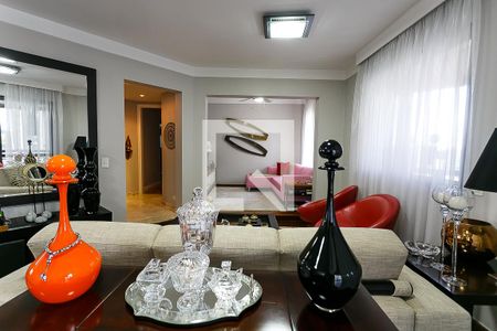 Apartamento para alugar com 200m², 3 quartos e 3 vagasSala
