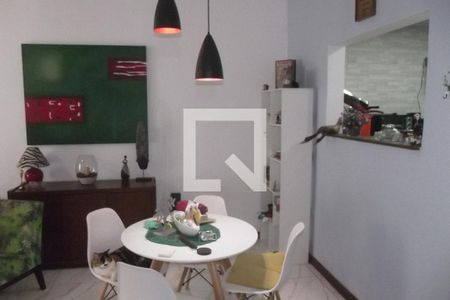Sala de casa à venda com 2 quartos, 180m² em Jacarepaguá, Rio de Janeiro