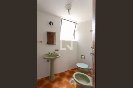 Apartamento à venda com 70m², 2 quartos e 1 vaga Apartamento à venda com 70m², 2 quartos e 1 vagaBanheiro 1