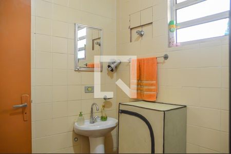 Casa à venda com 125m², 2 quartos e 2 vagas Casa à venda com 125m², 2 quartos e 2 vagasBanheiro