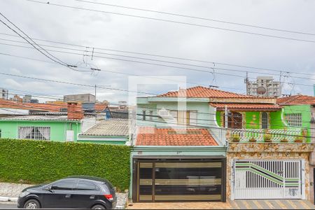 Casa à venda com 125m², 2 quartos e 2 vagas Casa à venda com 125m², 2 quartos e 2 vagasVista do Quintal