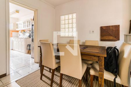 Casa à venda com 350m², 5 quartos e 4 vagas Casa à venda com 350m², 5 quartos e 4 vagasSala 3