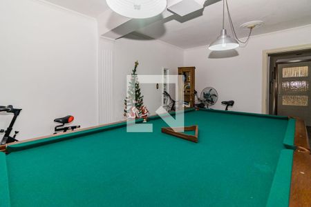 Casa à venda com 350m², 5 quartos e 4 vagas Casa à venda com 350m², 5 quartos e 4 vagasSala 4